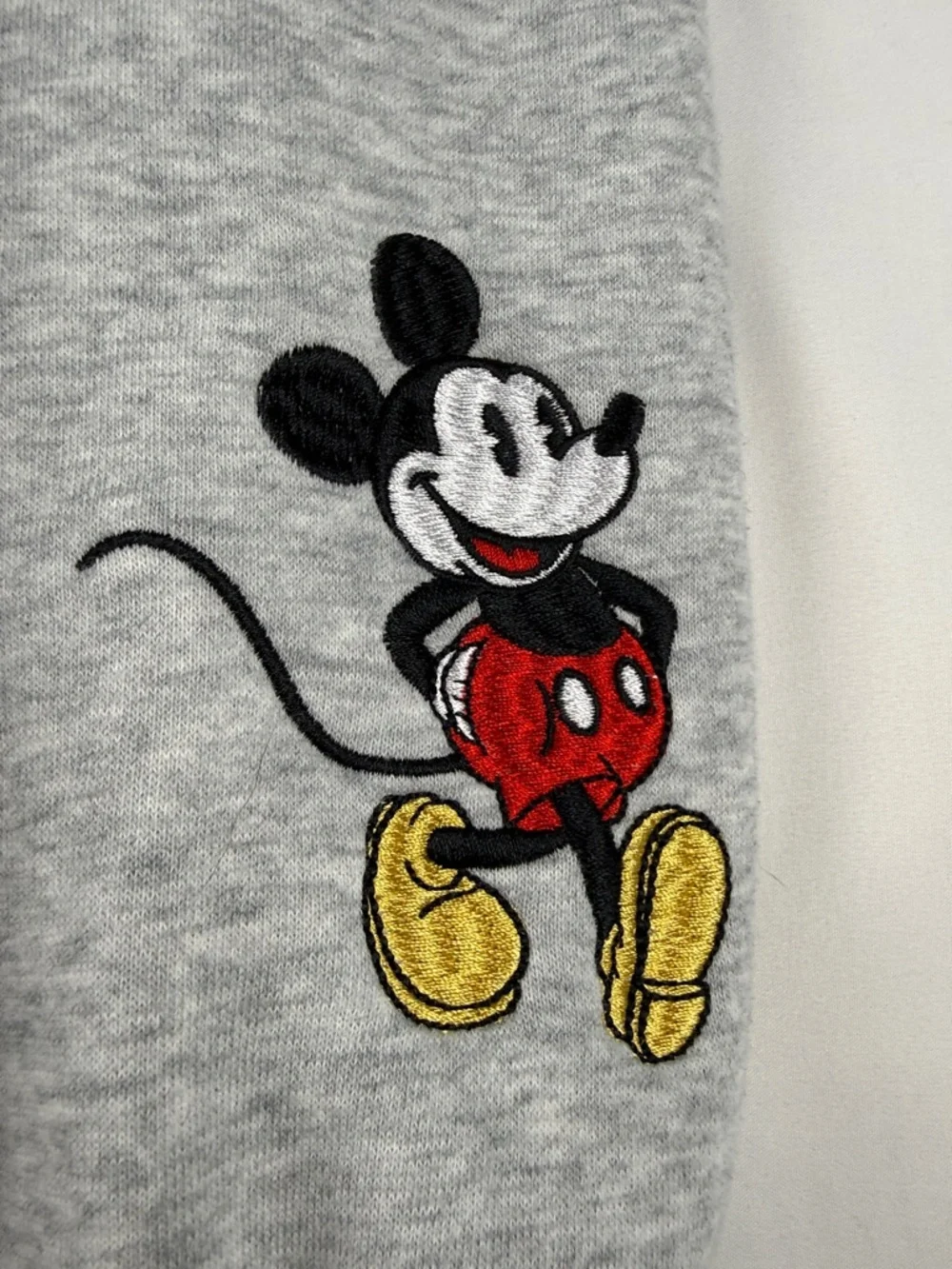 Disney Los Angeles Mickey Mouse Crewneck Sweatshirt Women's Size L Gray - Picture 2 of 9